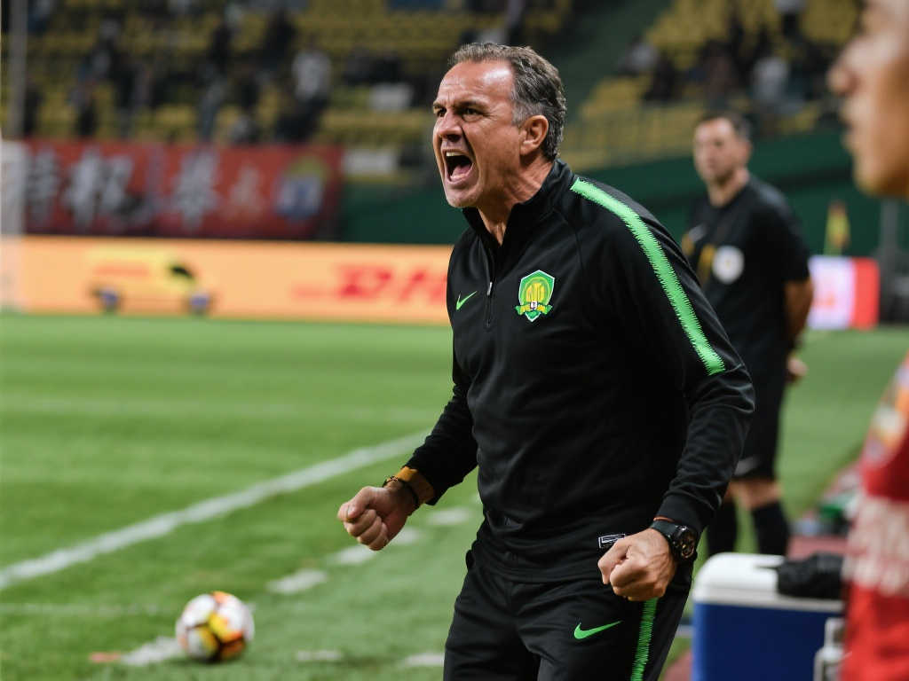 在站稳脚跟 在站稳脚跟