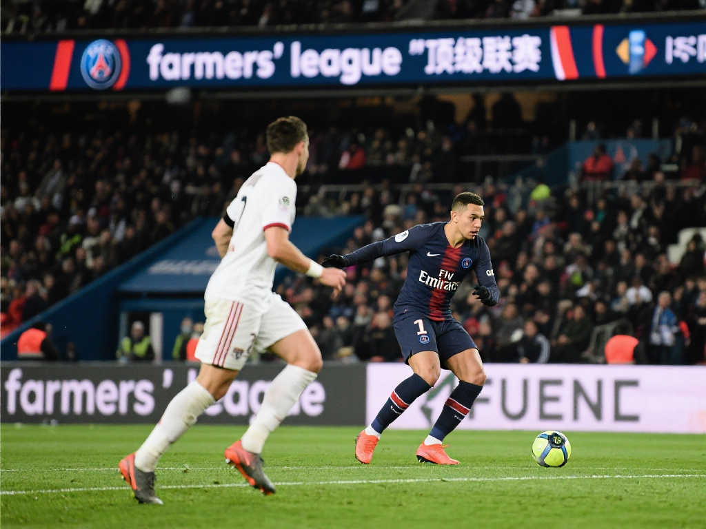 亚在举办羽 亚在举办羽